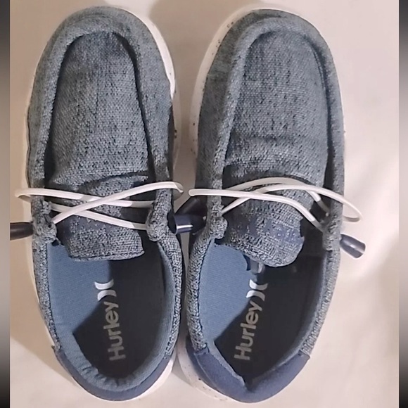 Hurley Melky slip on canvas shoes in a blue denim color, boys size 5 women’s 6 - Picture 4 of 9